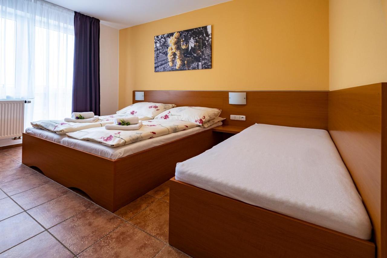Penzion pod Kraví horou Bořetice Exterior foto